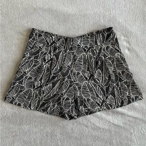 Loft Side Zip Dressy Shorts Tropical Pattern size XS